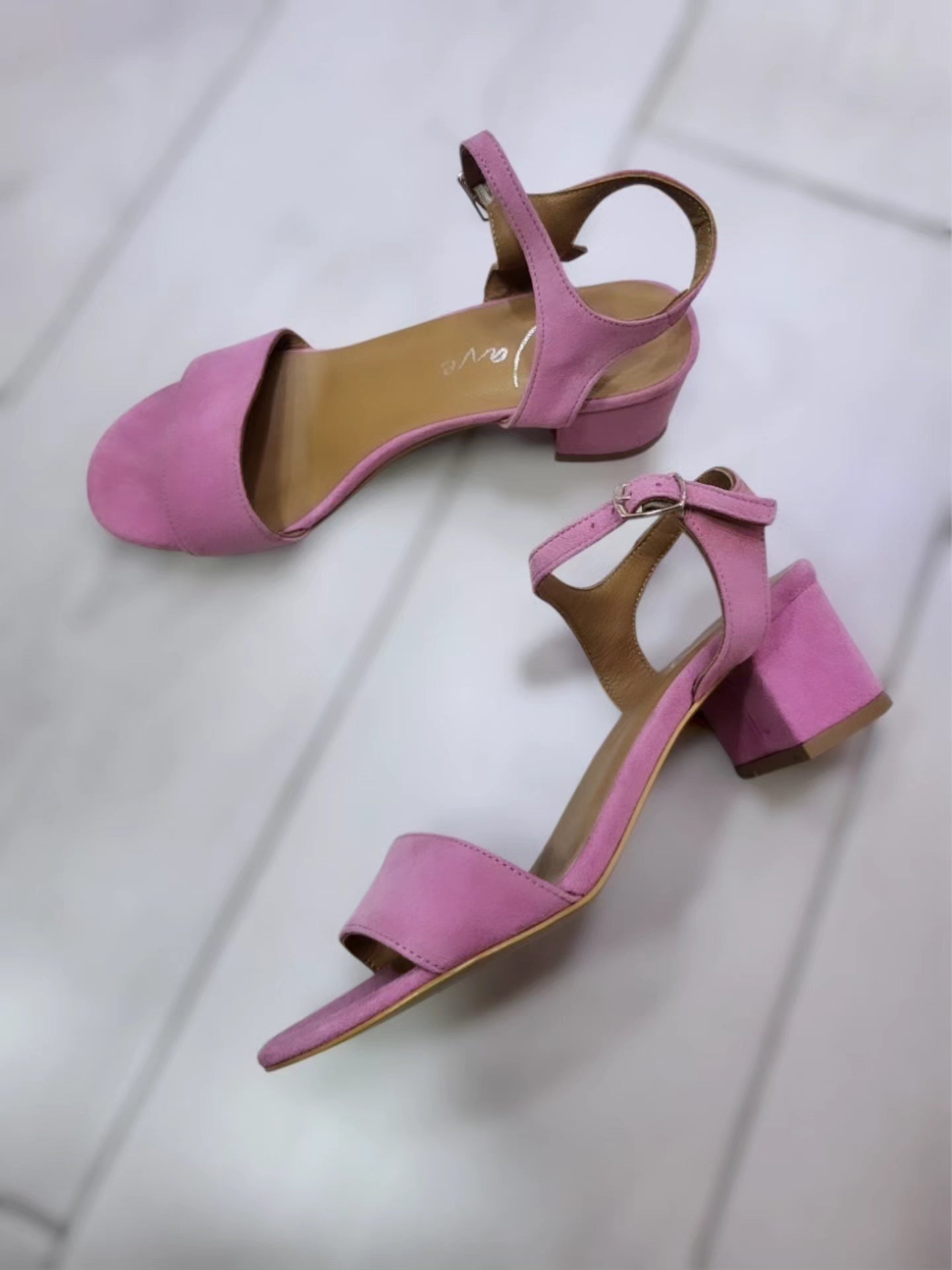 Sandalo Camoscio fucsia