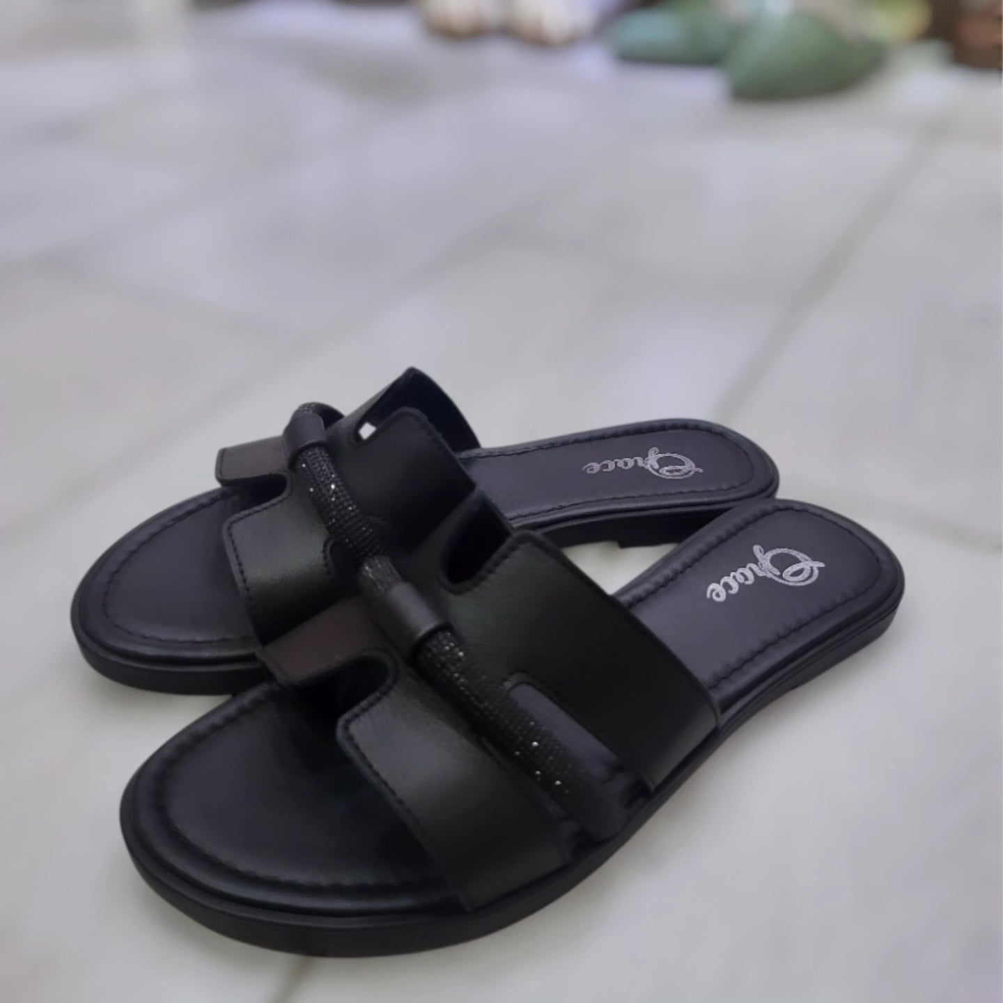 Sandalo H BLACK